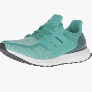Womens Adidas Ultraboost 2.0 sneakers - size 8.5